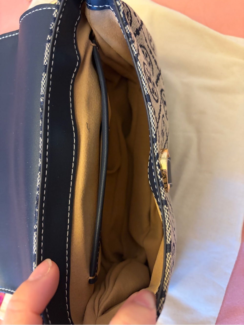 TORY BURCH T MONOGRAM SOFT SMALL SHOULDER BAG - Picture 6 of 12